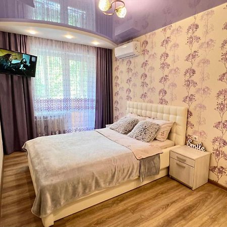 2-Комн Люкс В Центре Вишенки Vinnytsia Bagian luar foto